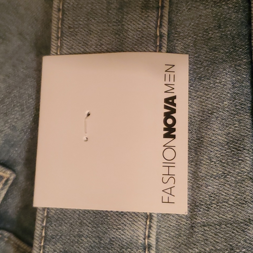 Men's Slim Jeans - Picture 9 of 10